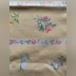 Vtg Burlington Lustersoft 2 Standard Butter Yellow Floral USA Cottagecore Granny